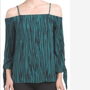 Ella Moss cold shoulder top